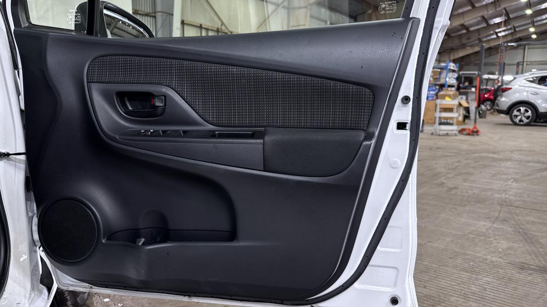 2018 Toyota Yaris Ascent, Automatic, 51945 km, Speaker View