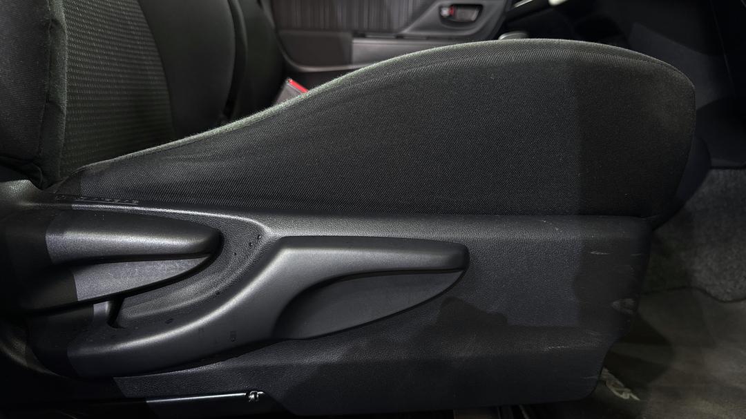 2018 Toyota Yaris Ascent, Automatic, 51945 km, Drivers Side Adjustment Panel