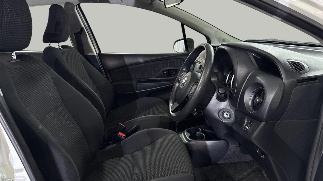 2018 Toyota Yaris Ascent, Automatic, 51945 km, Right Side Front Door Cabin View