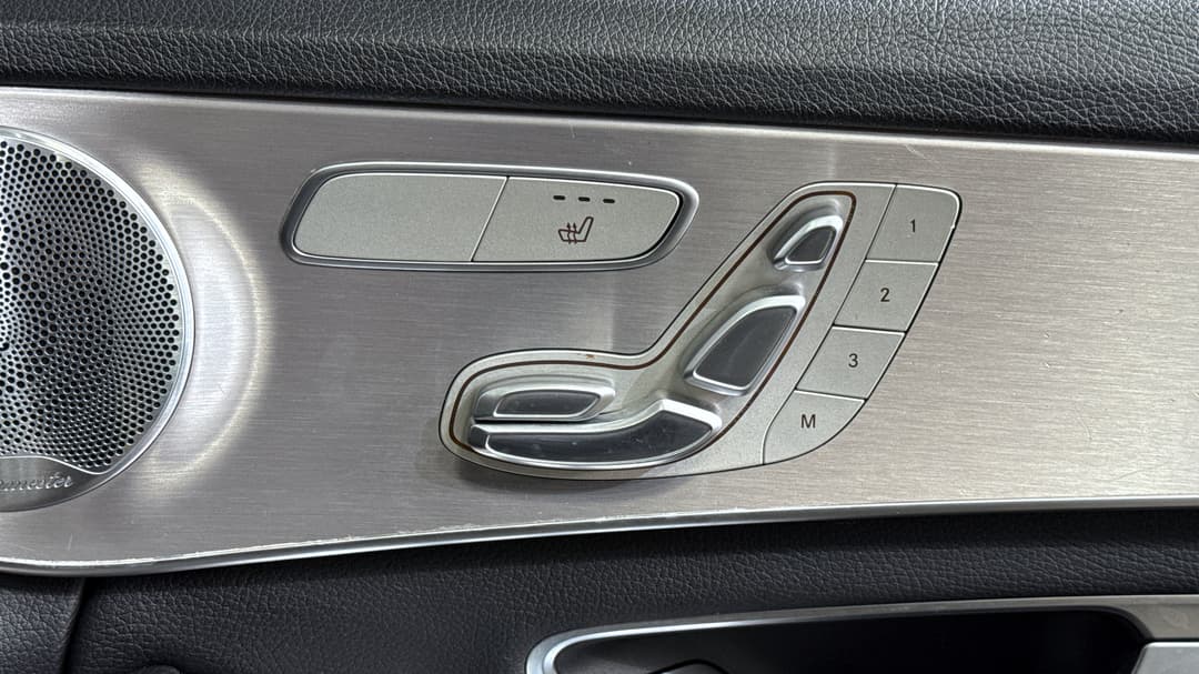 2019 Mercedes-benz C300 C300, Automatic, 58323 km, Drivers Side Adjustment Panel