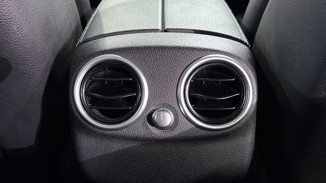 2019 Mercedes-benz C300 C300, Automatic, 58323 km, Rear A/C Vent
