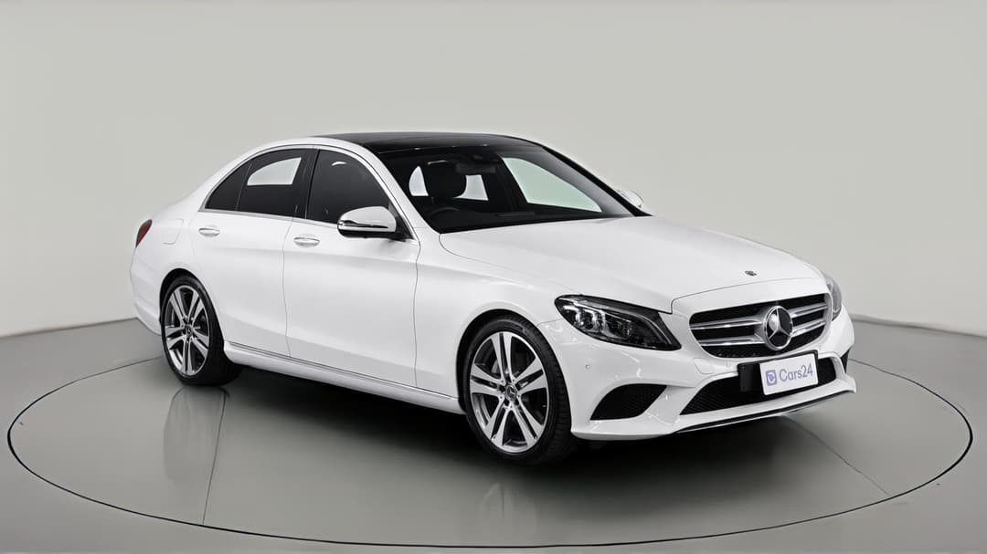 2019 Mercedes-benz C300 C300, Automatic, 58323 km, Right Front Diagonal (45- Degree) View