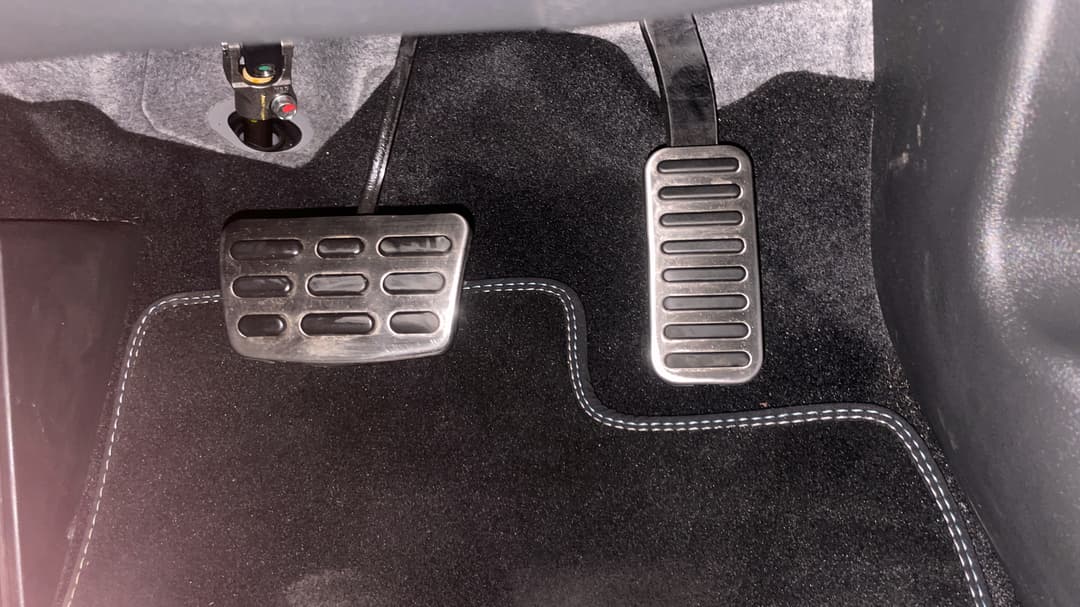 2024 Hyundai i30 N Line, Automatic, 26134 km, Pedals and Footmat