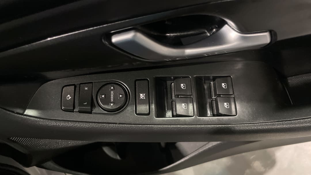 2024 Hyundai i30 N Line, Automatic, 26134 km, Drivers Side Door Panel Controls