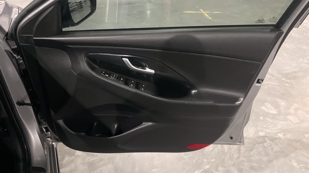 2024 Hyundai i30 N Line, Automatic, 26134 km, Speaker View