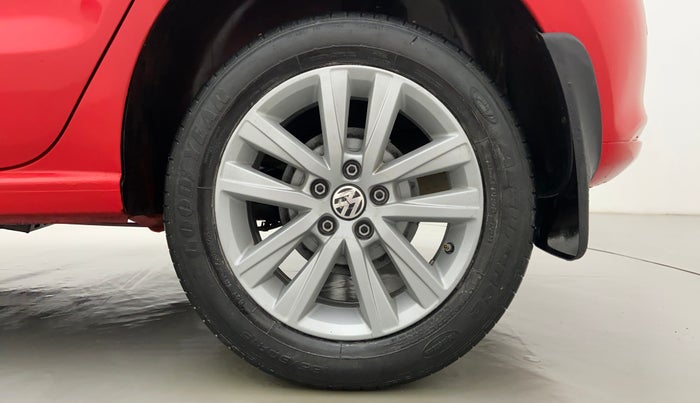2012 Volkswagen Polo HIGHLINE1.2L PETROL, Petrol, Manual, 1,26,553 km, Left Rear Wheel