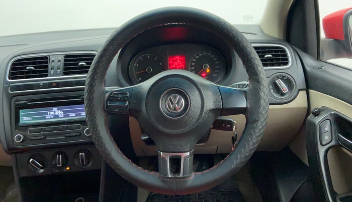 2012 Volkswagen Polo HIGHLINE1.2L PETROL, Petrol, Manual, 1,26,553 km, Steering Wheel Close Up