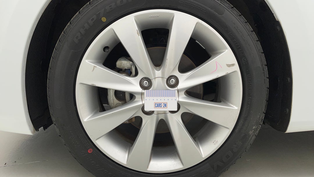 Wheels Rim Front LHS Gutter Rash