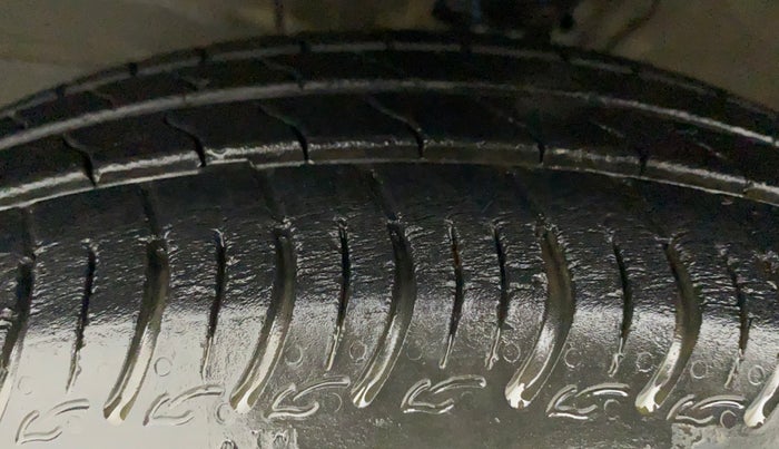 2019 Maruti S PRESSO VXI+, Petrol, Manual, 14,965 km, Left Front Tyre Tread