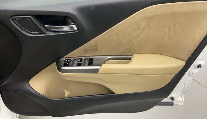 2016 Honda City 1.5L I-VTEC V MT, Petrol, Manual, 28,450 km, Driver Side Door Panels Control