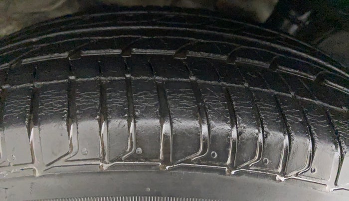 2016 Honda City 1.5L I-VTEC V MT, Petrol, Manual, 28,450 km, Right Rear Tyre Tread