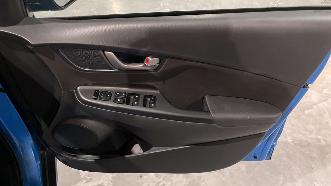 2020 Hyundai Kona Active (FWD), Automatic, 86883 km, Speaker View