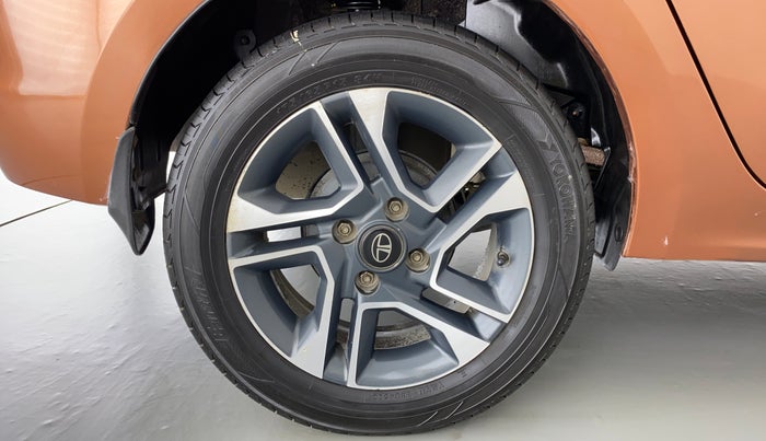 2018 Tata TIGOR XZ 1.2 REVOTRON, Petrol, Manual, 74,504 km, Right Rear Wheel
