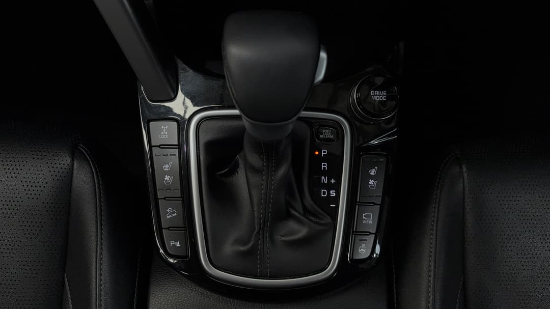 2020 Kia Seltos Gt-line (AWD), Automatic, 109207 km, Gear Lever 