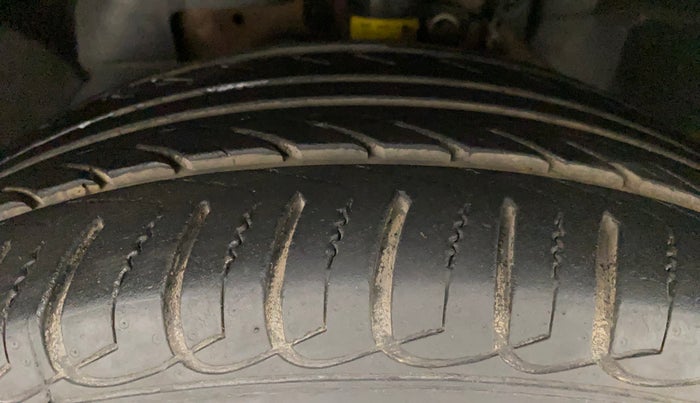 2018 Ford Ecosport TITANIUM + 1.5L PETROL AT, Petrol, Automatic, 12,623 km, Left Front Tyre Tread