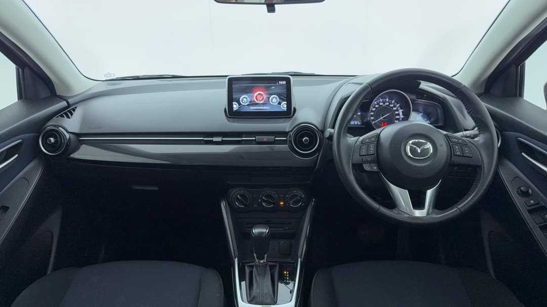 2016 Mazda Mazda2 Maxx, Automatic, 20707 km, Dashboard View