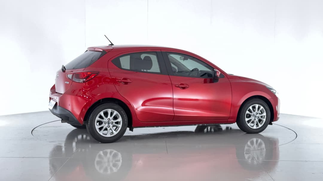 2016 Mazda Mazda2 Maxx, Automatic, 20707 km, Right Back Diagonal (45- Degree) View