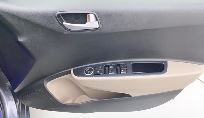 2017 Hyundai Grand i10 SPORTZ 1.2 KAPPA VTVT, Petrol, Manual, 54,505 km, Driver Side Door Panels Control