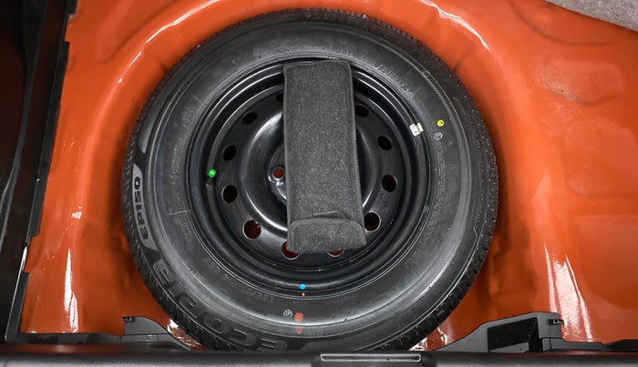 2019 Maruti Swift VXI AMT D, Petrol, Automatic, 8,975 km, Spare Tyre