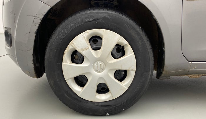 2011 Maruti Ritz VXI, Petrol, Manual, 1,00,332 km, Left Front Wheel