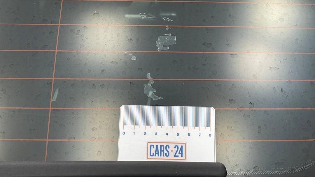 2017 Holden Captiva Active 7 Seater, Automatic, 46054 km, Windshield Rear Tinting scratched