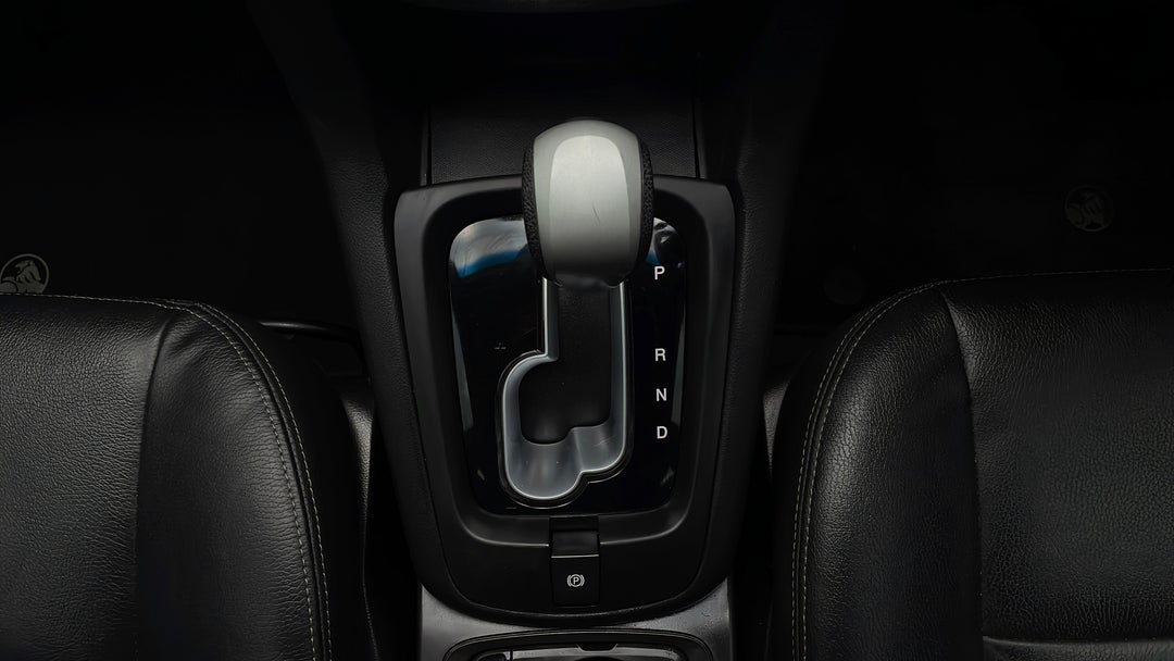 2017 Holden Captiva Active 7 Seater, Automatic, 46054 km, Gear Lever 