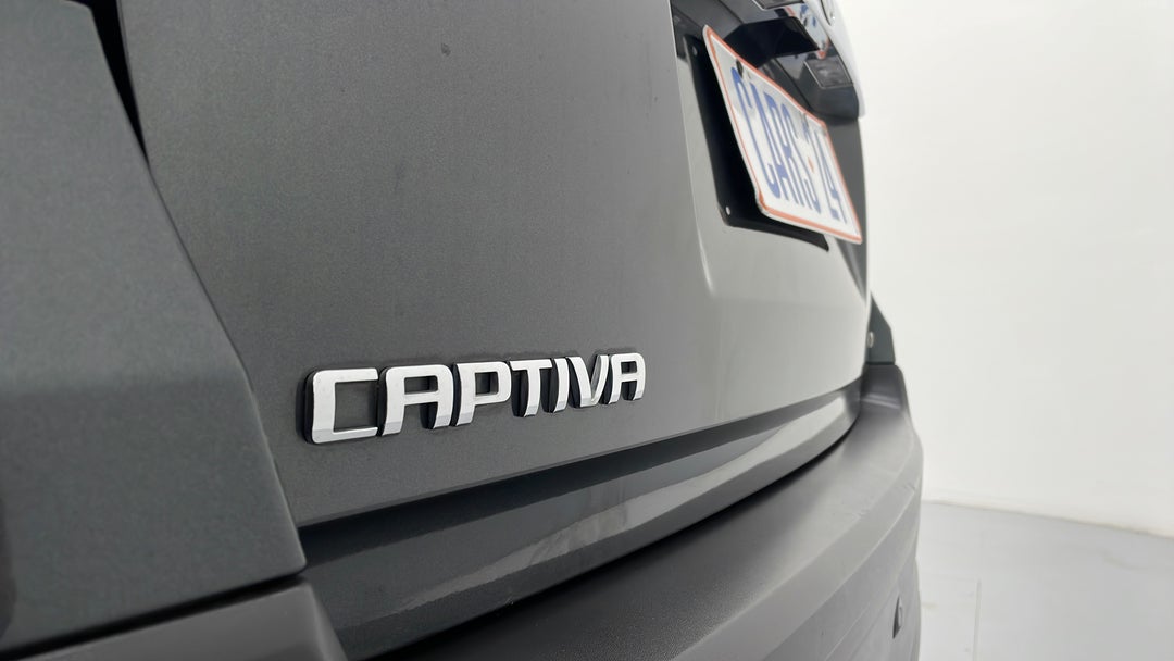 2017 Holden Captiva Active 7 Seater, Automatic, 46054 km, Badge (Boot Left Side)