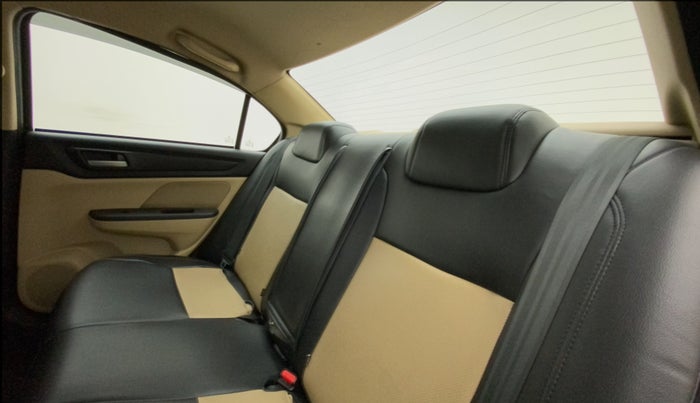 2019 Honda Amaze 1.5L I-DTEC V, Diesel, Manual, 1,30,578 km, Right Side Rear Door Cabin