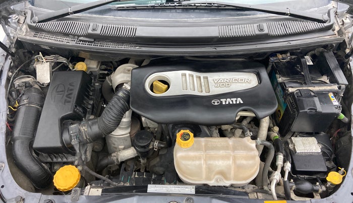 2017 Tata Hexa Varicor 400 XTA, Diesel, Automatic, 1,04,563 km, Open Bonet