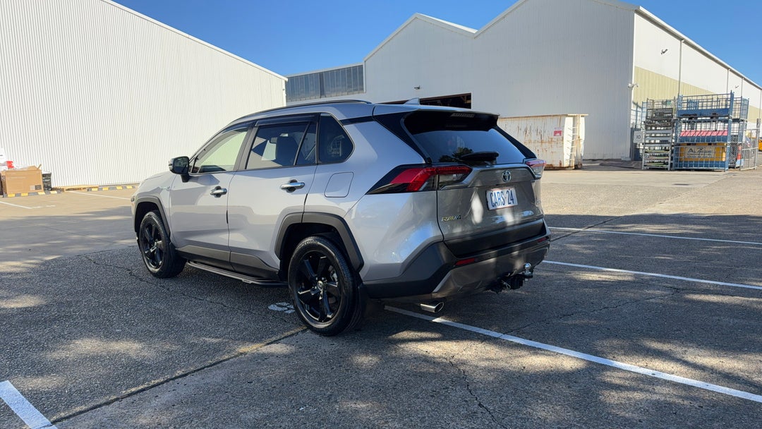 Left Back Diagonal (45- Degree) View