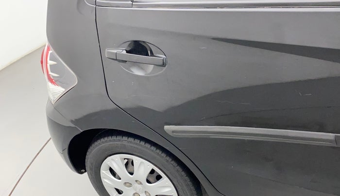 2015 Honda Brio S MT, Petrol, Manual, 41,023 km, Right quarter panel - Paint has minor damage