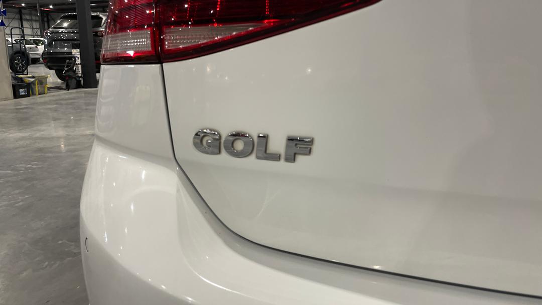 2018 Volkswagen Golf 110 Tsi Trendline, Automatic, 152528 km, Badge (Boot Left Side)