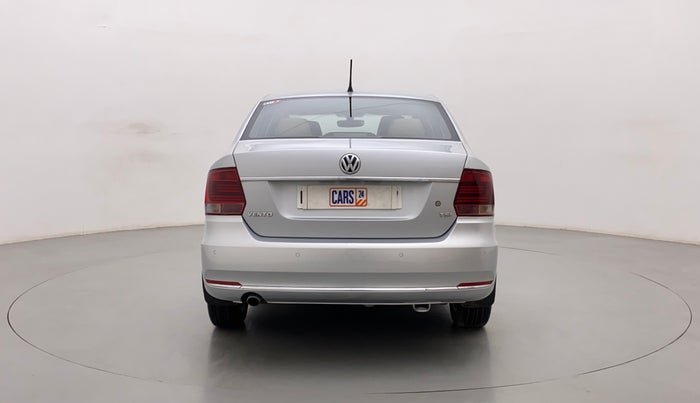 2017 Volkswagen Vento HIGHLINE PETROL AT, Petrol, Automatic, 76,969 km, Back/Rear