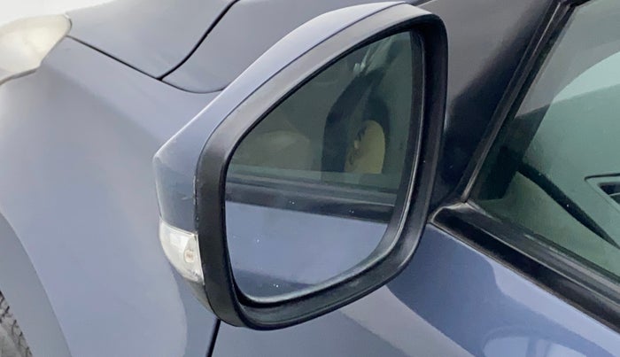 2014 Hyundai New Elantra 1.6 SX AT DIESEL, Diesel, Automatic, 96,579 km, Left rear-view mirror - Mirror motor not working