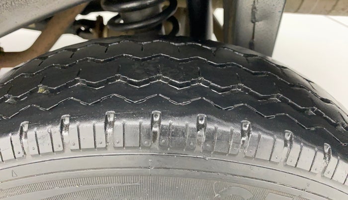 2019 Maruti Eeco 5 STR WITH AC PLUSHTR, Petrol, Manual, 22,094 km, Left Rear Tyre Tread