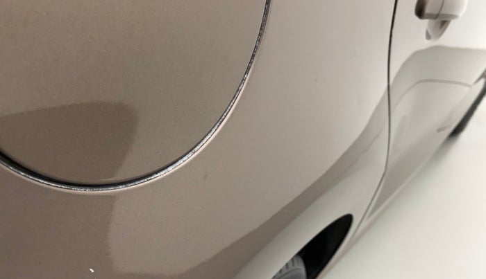 2017 Volkswagen Ameo COMFORTLINE 1.2L, Petrol, Manual, 76,307 km, Right quarter panel - Slightly dented