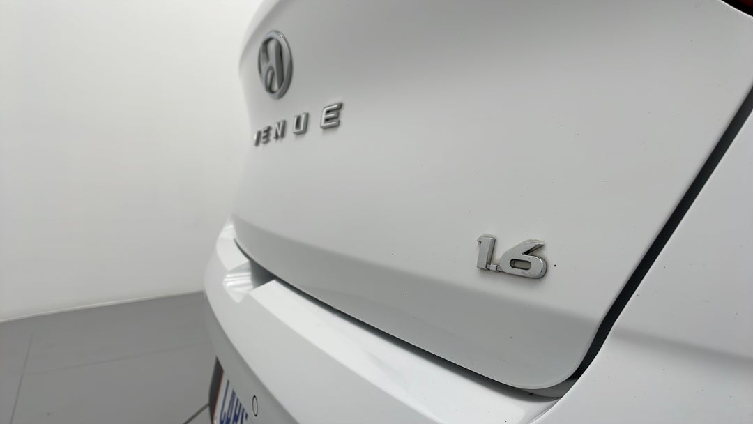 Badge (Boot Right Side)