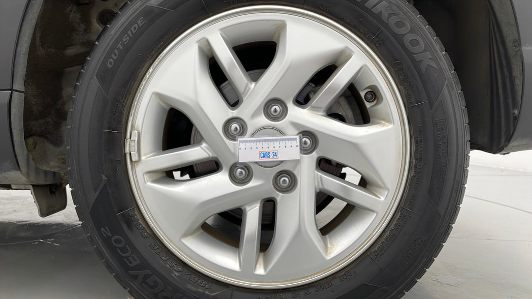 Wheels Rim Rear LHS Gutter Rash