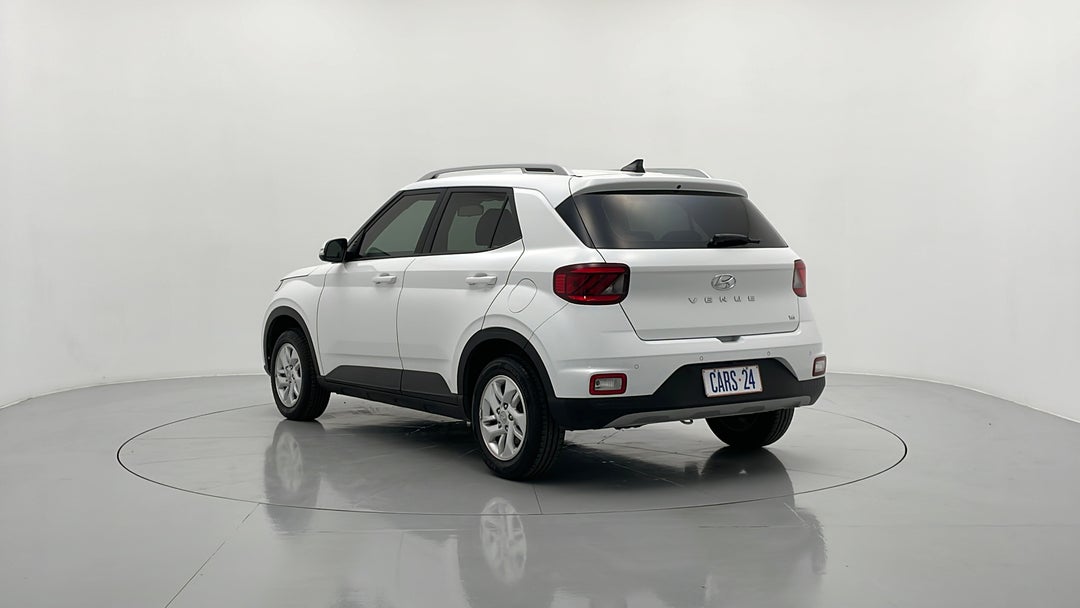 Left Back Diagonal (45- Degree) View