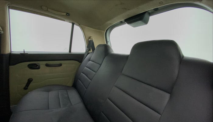 2012 Hyundai Santro Xing GL PLUS, Petrol, Manual, 68,349 km, Right Side Rear Door Cabin
