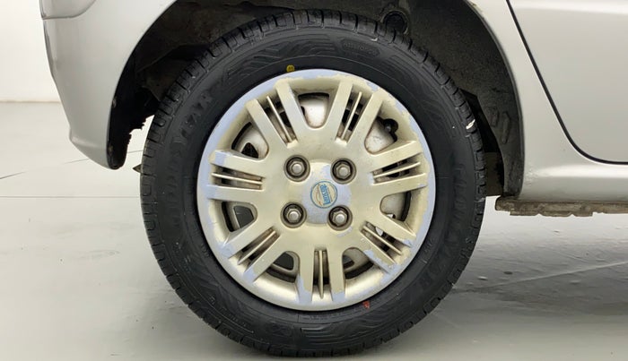 2012 Hyundai Santro Xing GL PLUS, Petrol, Manual, 68,349 km, Right Rear Wheel