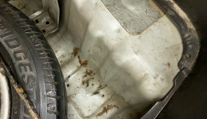 2012 Hyundai Santro Xing GL PLUS, Petrol, Manual, 68,349 km, Boot floor - Slight discoloration