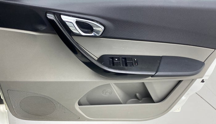2019 Tata Tiago XZA PLUS PETROL, Petrol, Automatic, 54,865 km, Driver Side Door Panels Control