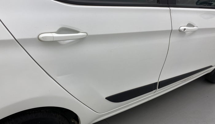 2019 Tata Tiago XZA PLUS PETROL, Petrol, Automatic, 54,865 km, Right rear door - Slightly dented