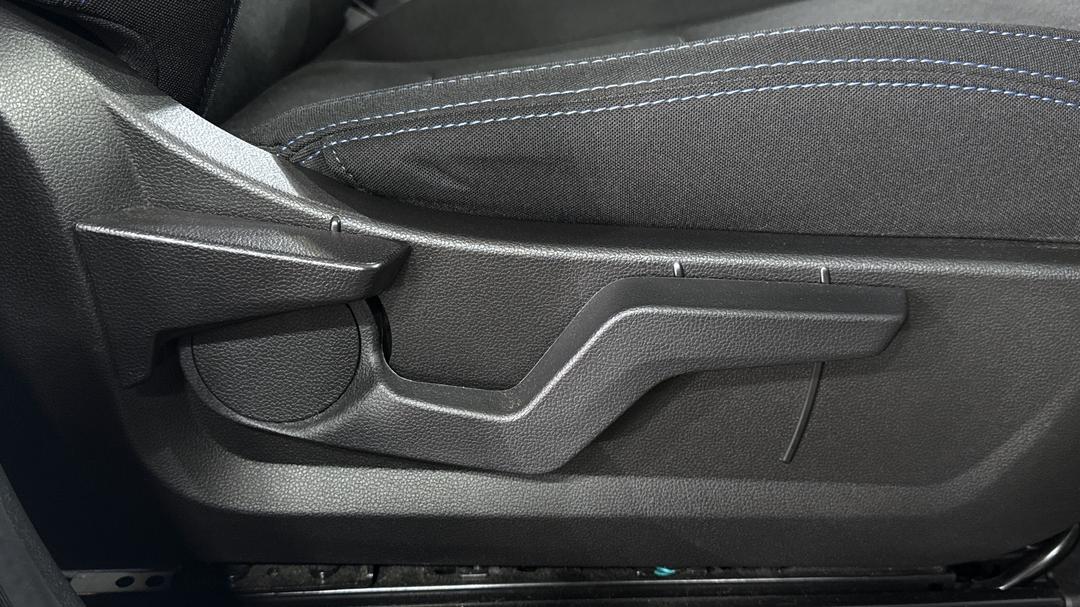 2022 GWM Haval Jolion Premium, Automatic, 82288 km, Drivers Side Adjustment Panel