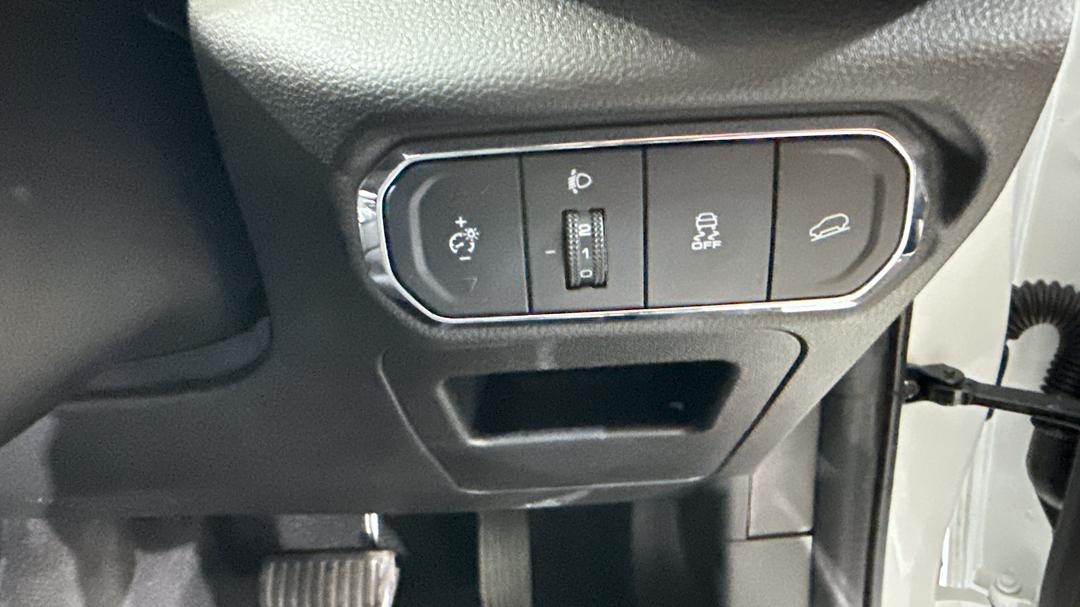 2022 GWM Haval Jolion Premium, Automatic, 82288 km, Utility Switches/Buttons