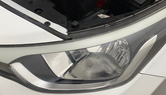 2019 Hyundai Elite i20 SPORTZ PLUS 1.2, Petrol, Manual, 68,707 km, Left headlight - Faded