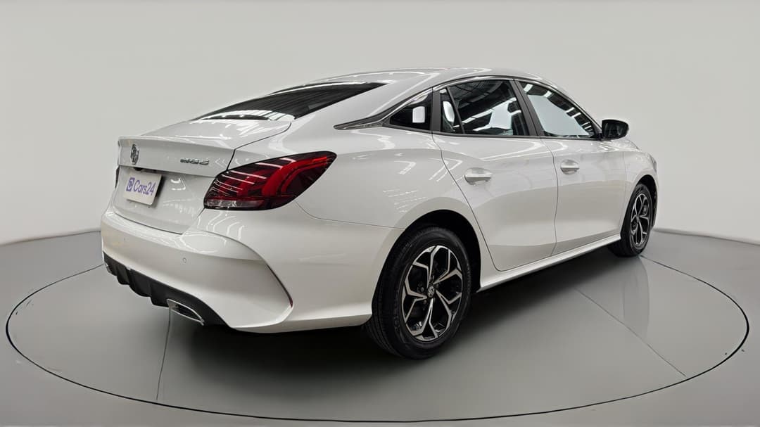 2023 MG Mg5 Vibe, Automatic, 14659 km, Right Back Diagonal (45- Degree) View