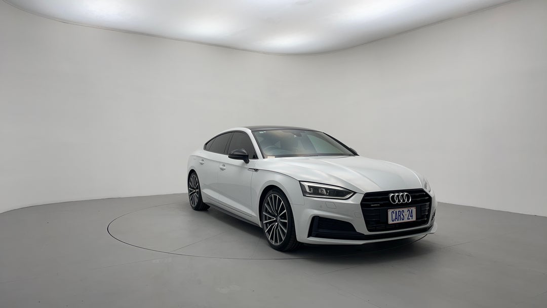 Right Front Diagonal (45- Degree) View