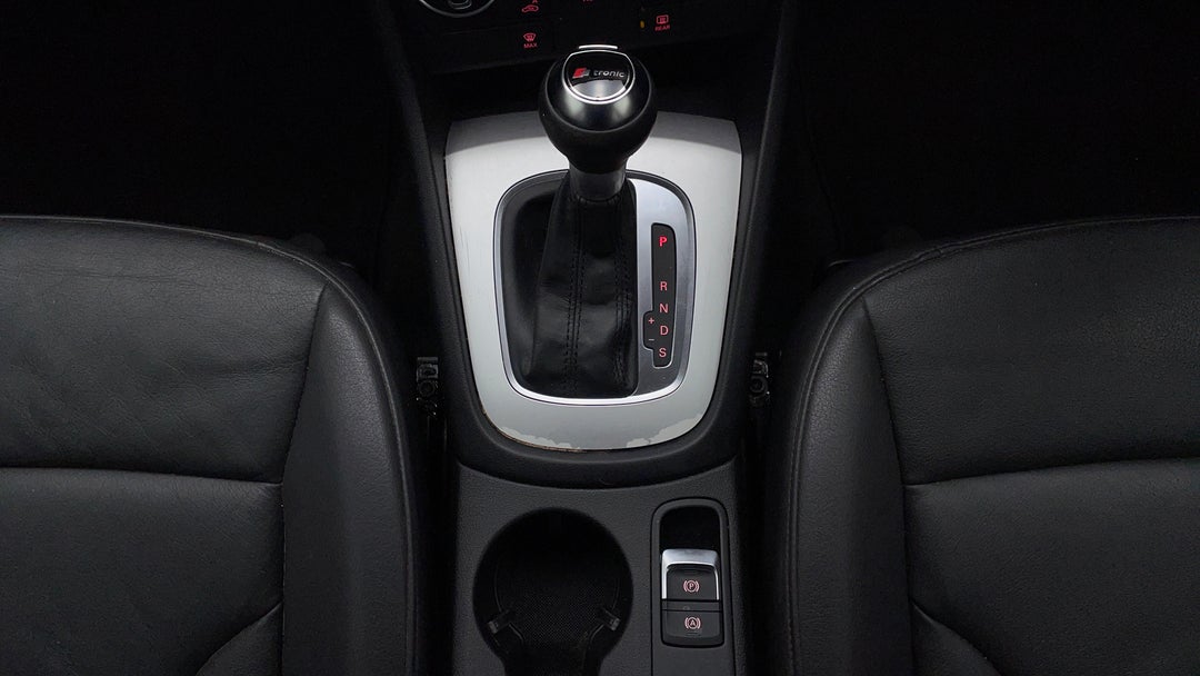 2016 Audi Q3 1.4 Tfsi (110kw), Automatic, 121333 km, Gear Lever 